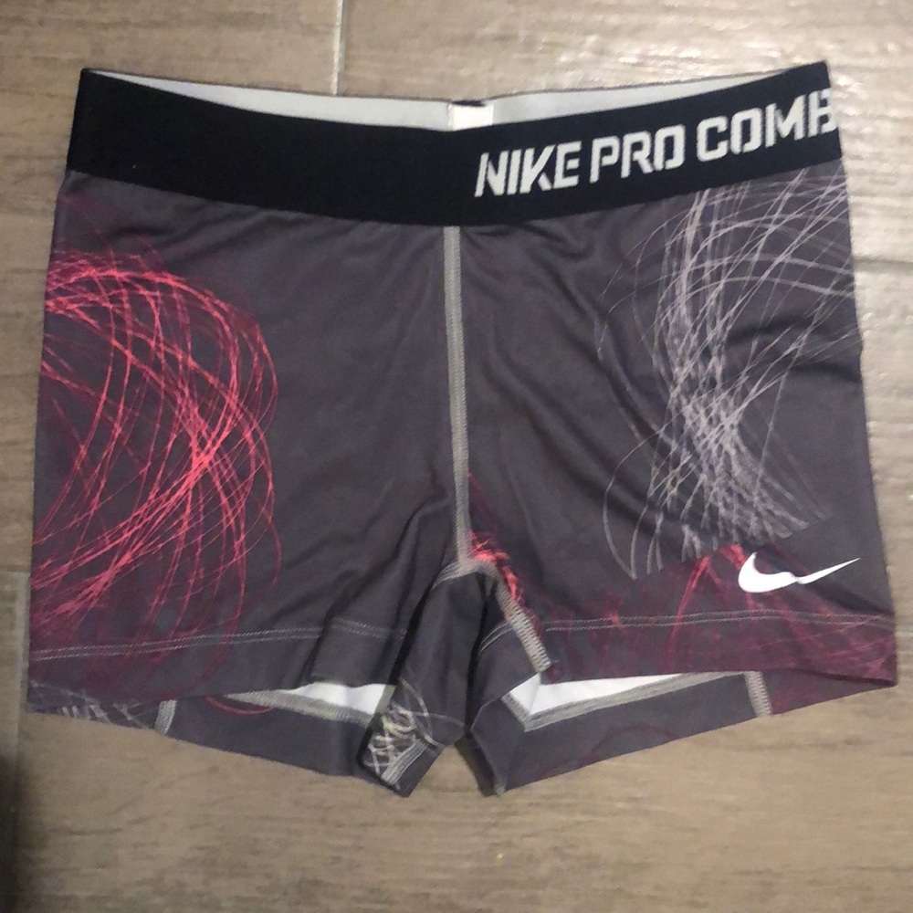 Nike Pro Combat Short (3 Inches, Sz. S)